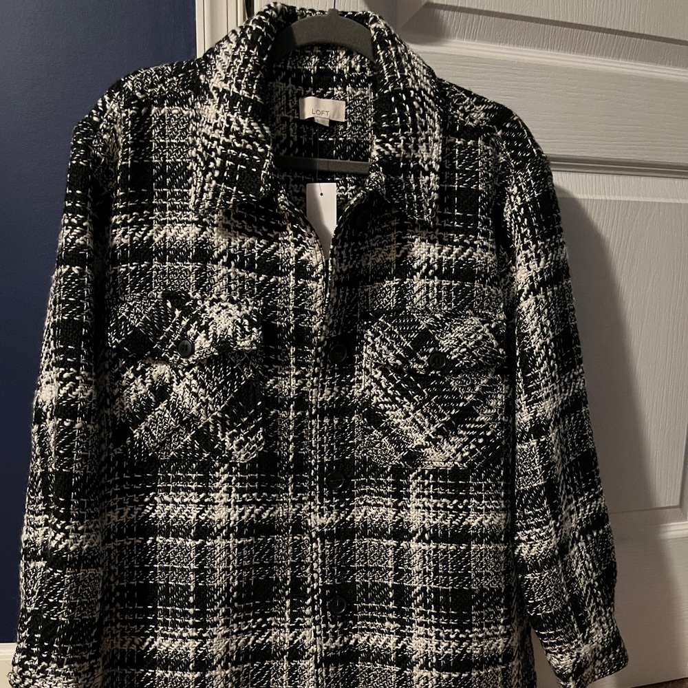 NWT Shacket with metallic stitching